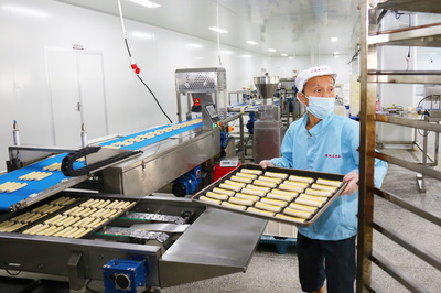 甜蜜飄香 漳州開發(fā)區(qū)食品企業(yè)開足馬力趕訂單、忙生產(chǎn)